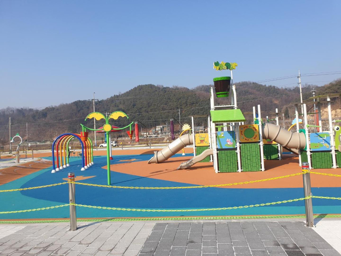 Playground 3, Grace River House-Block B, Hoengseong