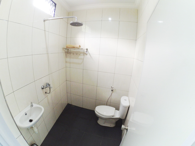 Bathroom 5, Gress Villa, Malang