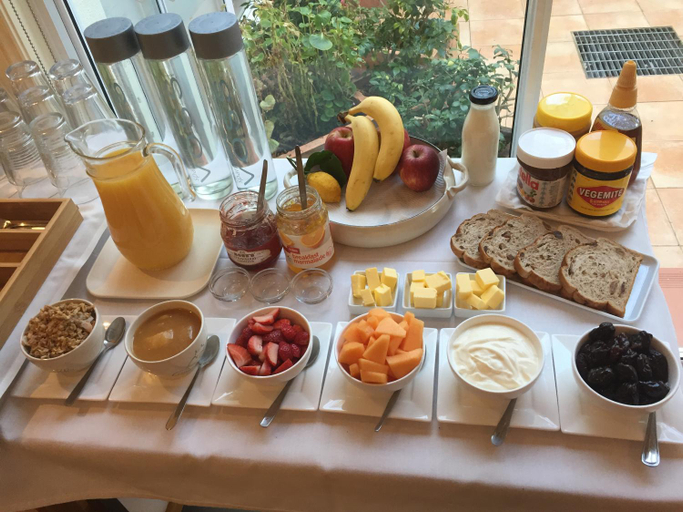 Food & Drinks 5, Bundanoon Lodge, Wingecarribee