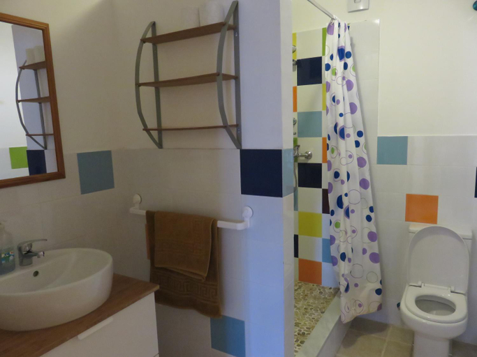 Bathroom, Nido Aguila Blanca apartamentos rurales, Málaga