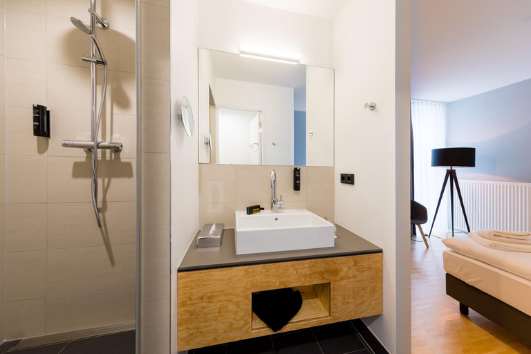 Bathroom 5, mk hotel münchen city, München