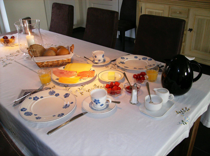 Food & Drinks 5, Bed op de Reth, Antwerpen