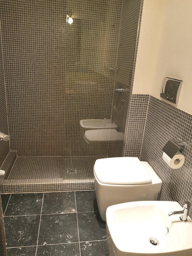 Bathroom 11