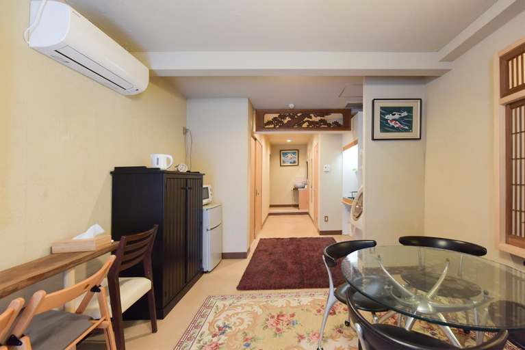 Dining Room 10