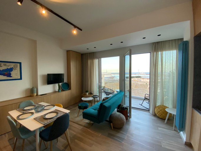 Others 5, Seaview Apartments, Palermo