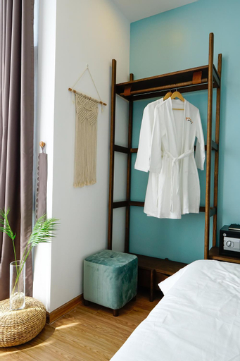 Bedroom 12