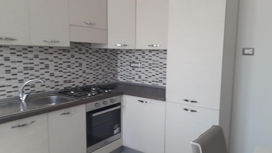 Others 5, Appartamento B&B Domus Pompei, Salerno
