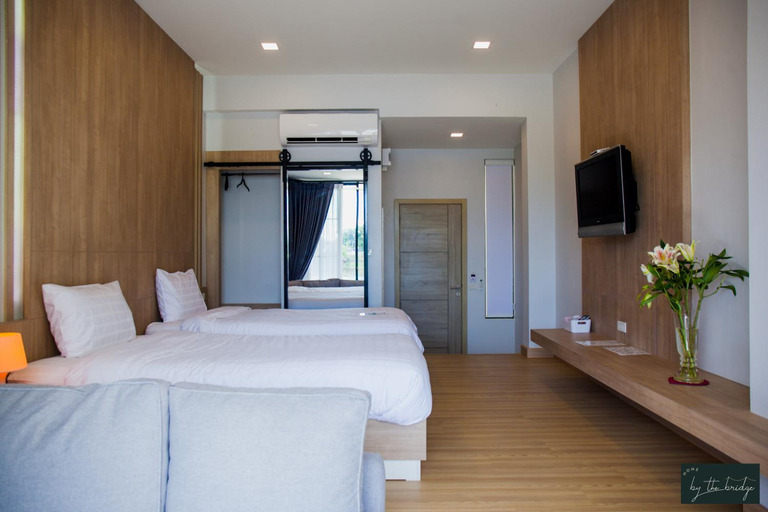 Others 3, Home by the bridge Hotel, Mueang Kamphaeng Phet
