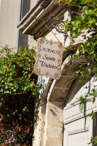 Others 5, Manoir Sainte Victoire, Calvados