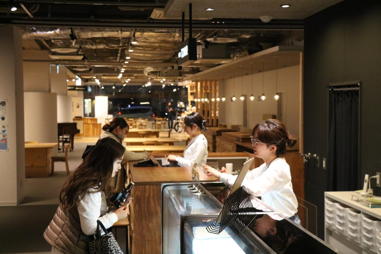 Public Area 2, Hostel Tomar, Furano