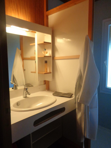 Bathroom, Relais Du Salagou, Hérault
