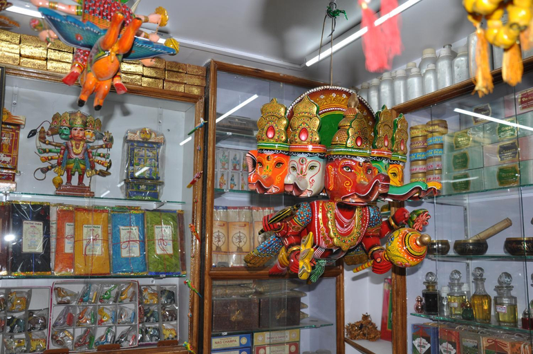 Food & Drinks 5, Ganga Fuji Home, Varanasi