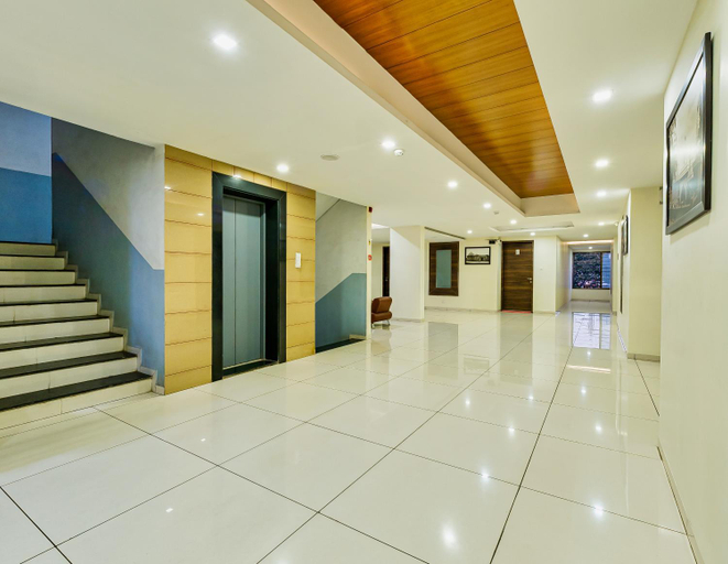 Public Area 3, Galaxy Inn, Kolhapur