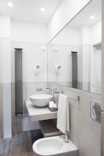 Others 4, Rhome Suites, Rome