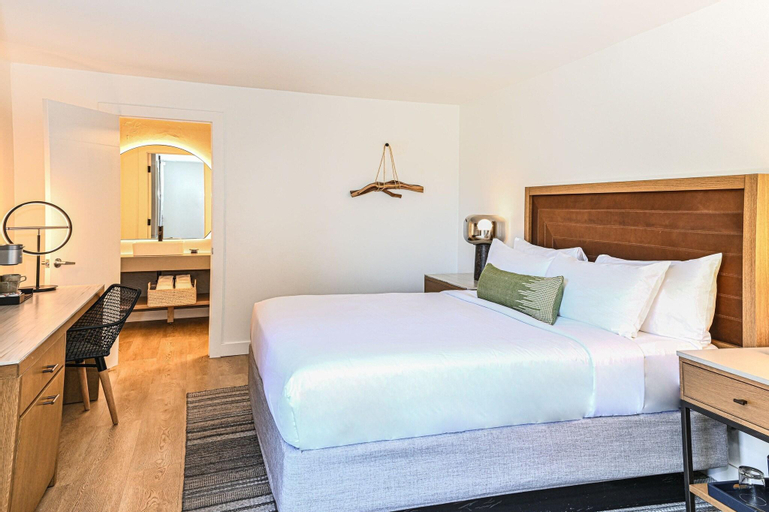 Bedroom 23