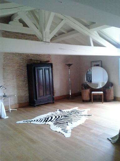 Others 2, Chateau de Cauderoue, Lot-et-Garonne