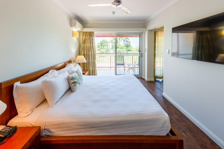 Bedroom 3, The Continental Hotel, Broome