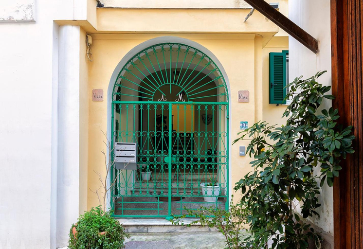 Exterior & Views 1, Marcantonio B&B, Napoli