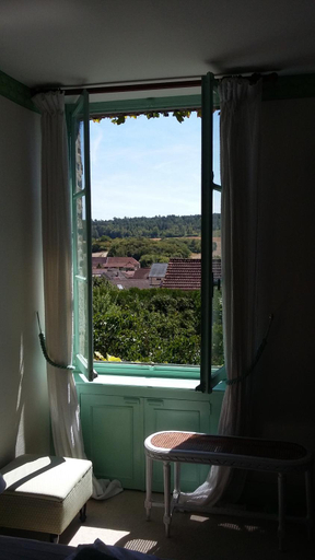 Others 3, chez Zaza, Yonne