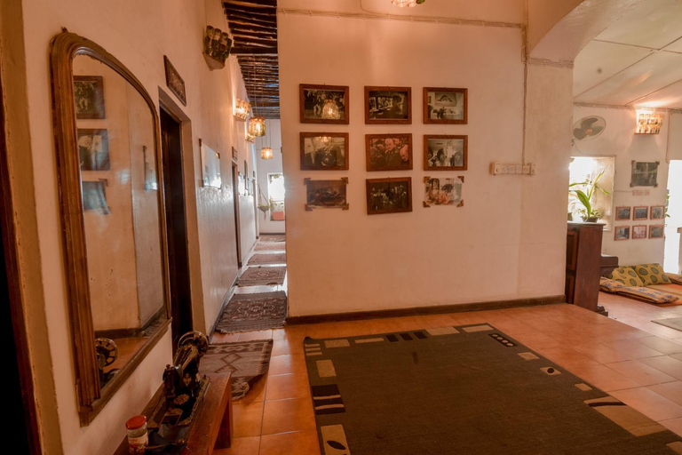 Others 5, Malindi Guest House, Mjini
