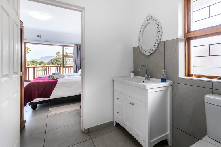 Bathroom 3, Cornerstone Guesthouse Alk Van Zyl, City of Cape Town
