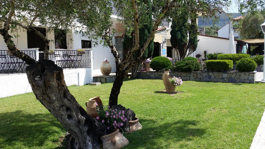 Others 4, Alfa Hotel, Epirus