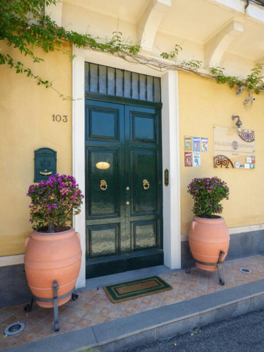 Exterior & Views 1, Palazzo Giovanni bed and breakfast, Catania