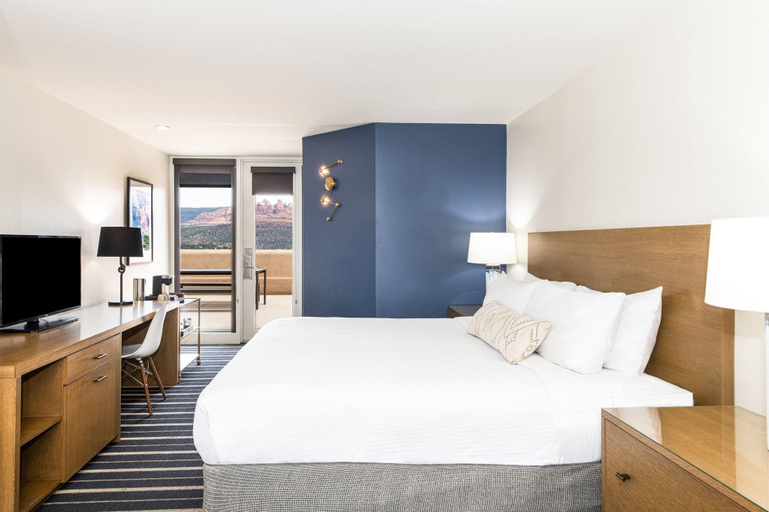Bedroom 25