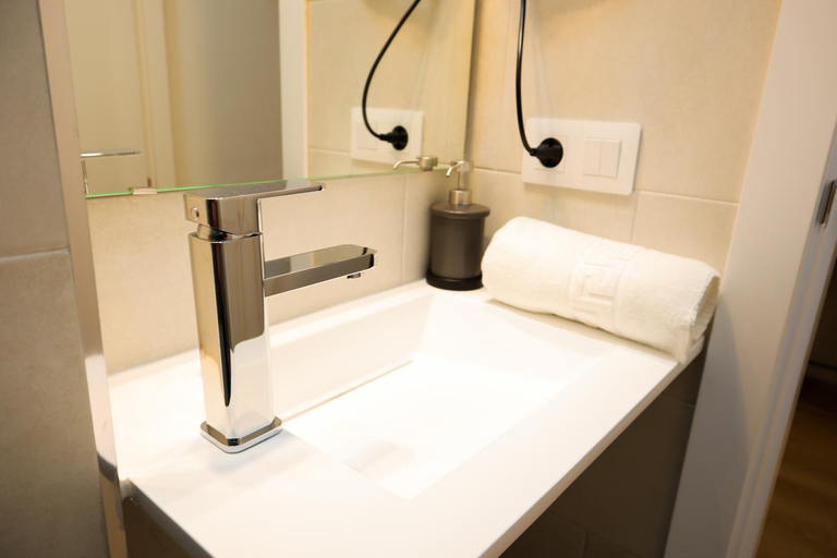 Bathroom 3, Calma Places - OM Home Triana, Sevilla