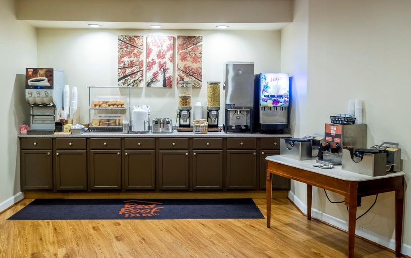 Public Area 2, Quality Inn and Suites, Wythe