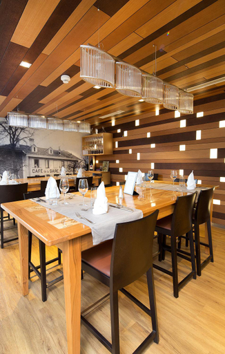 Food & Drinks 4, Hotel Glanis, Nyon