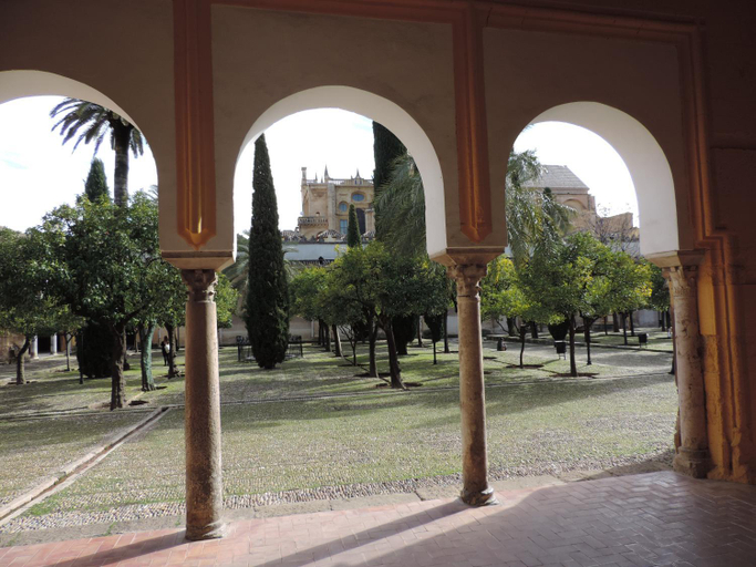 Others 3, Hotel Caireles, Córdoba