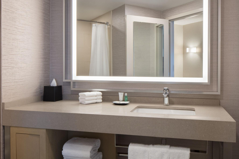 Bathroom 29