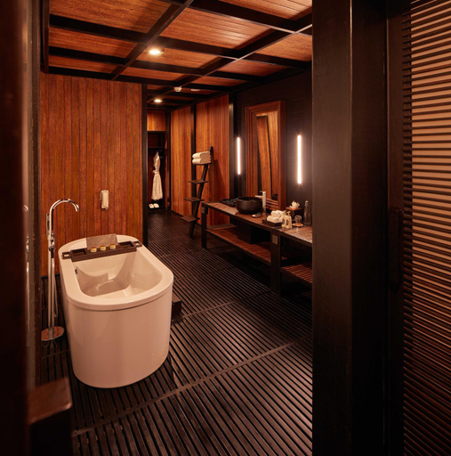 Bathroom 4, Taj Exotica Resort & Spa, Andamans, South Andaman