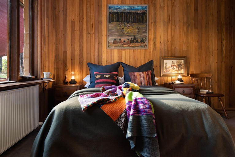 Bedroom 2, Gumtree Spring, Hepburn - East