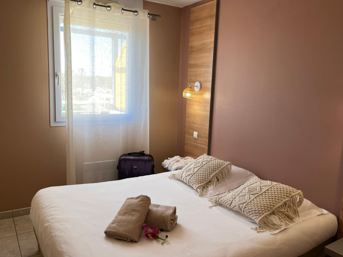 Bedroom 3, Residence Hoteliere Natureva Spa, Hérault
