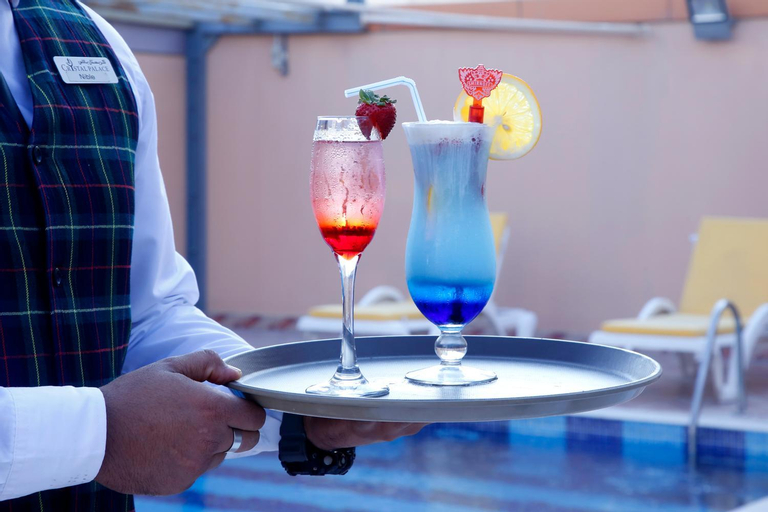 Food & Drinks 8