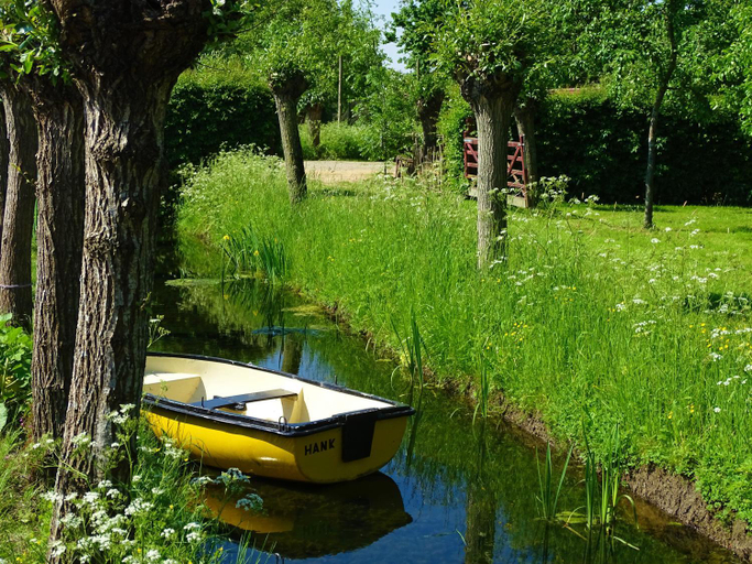 Others 4, De Oude Stoffeerderij, Werkendam