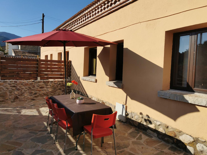 2, CASITAS PINILLA DEL VALLE, Madrid