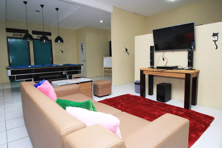 Bedroom 5, Urbanview Resort D'Oasis Mountain Puncak by RedDoorz, Bogor