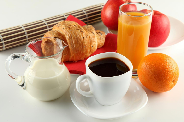 Food & Drinks 12