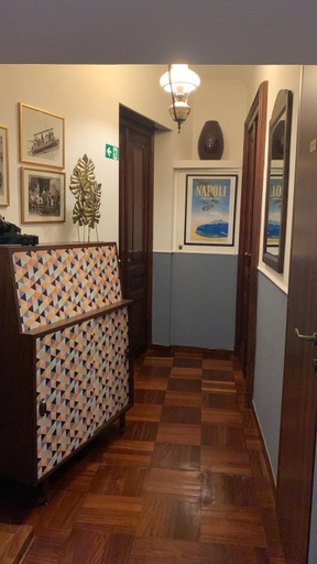 Others 3, Folle Citta B&B, Napoli