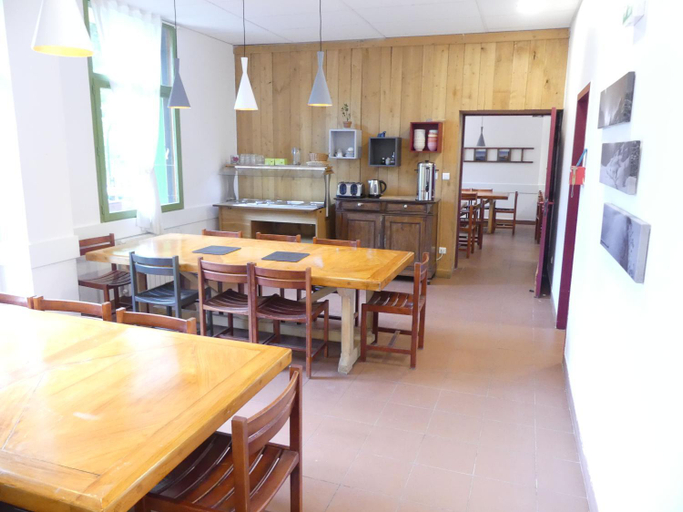 Food & Drinks 4, Gite de Llo - Vue Pyrenees, chambres & PDJ inclus, Pyrénées-Orientales