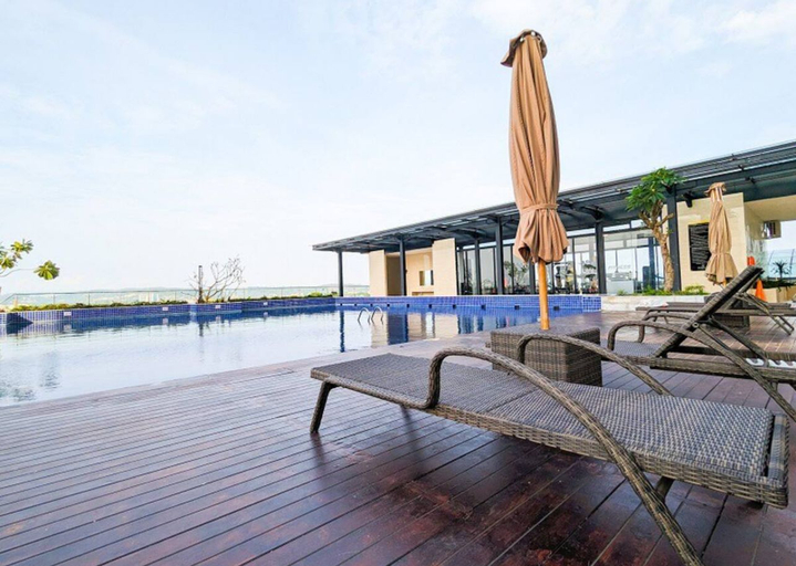 Swimming Pool 7