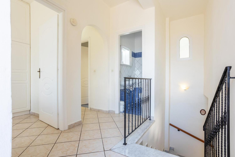 Others 4, Villa Youla, Ionian Islands