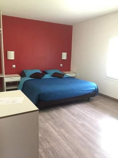 Bedroom 2, La Ferme du Bonheur, Ain