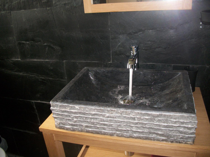 Bathroom 3, LE RUBINJO 2, Saint-Benoît
