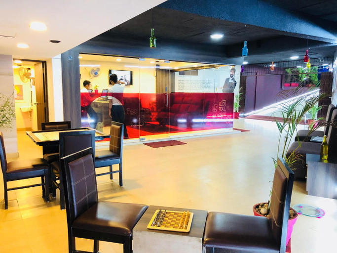 Food & Drinks 5, Hotel Royal Inn, Bangalore