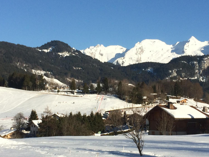 Others 5, Chez Nous. B & B, Haute-Savoie