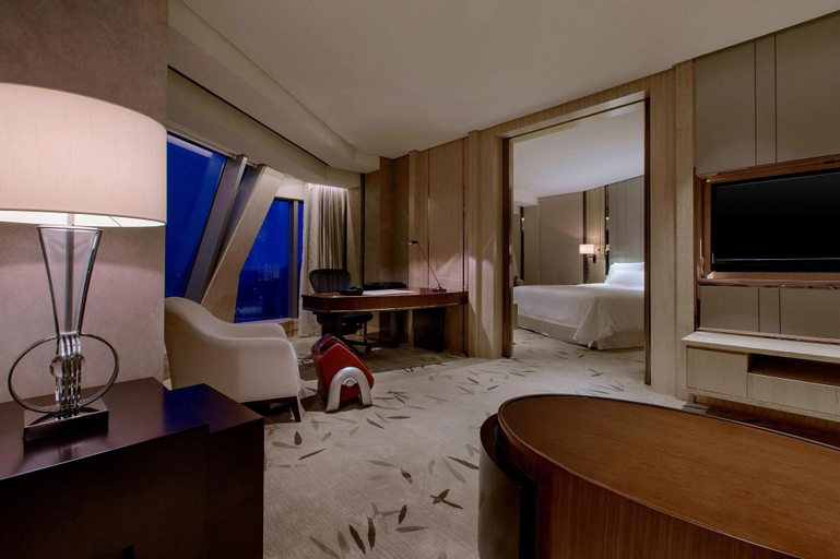 Bedroom 13